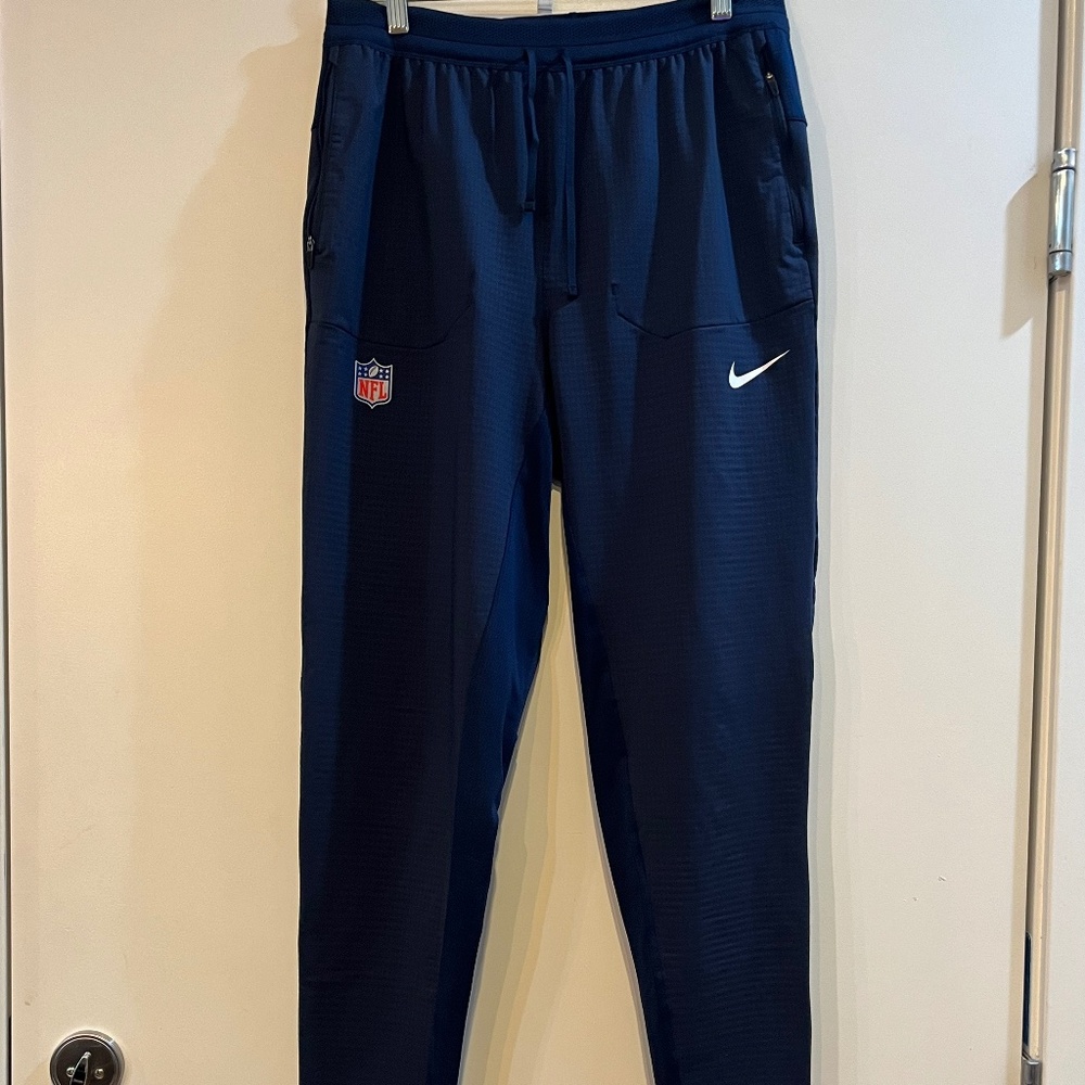 NFL 2024 Official Sideline Pants | Nike Staff-Issued Waffle Fleece Tapered